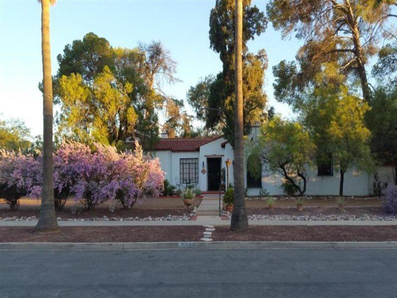 Sam Hughes Inn B&B 土桑 外观 照片
