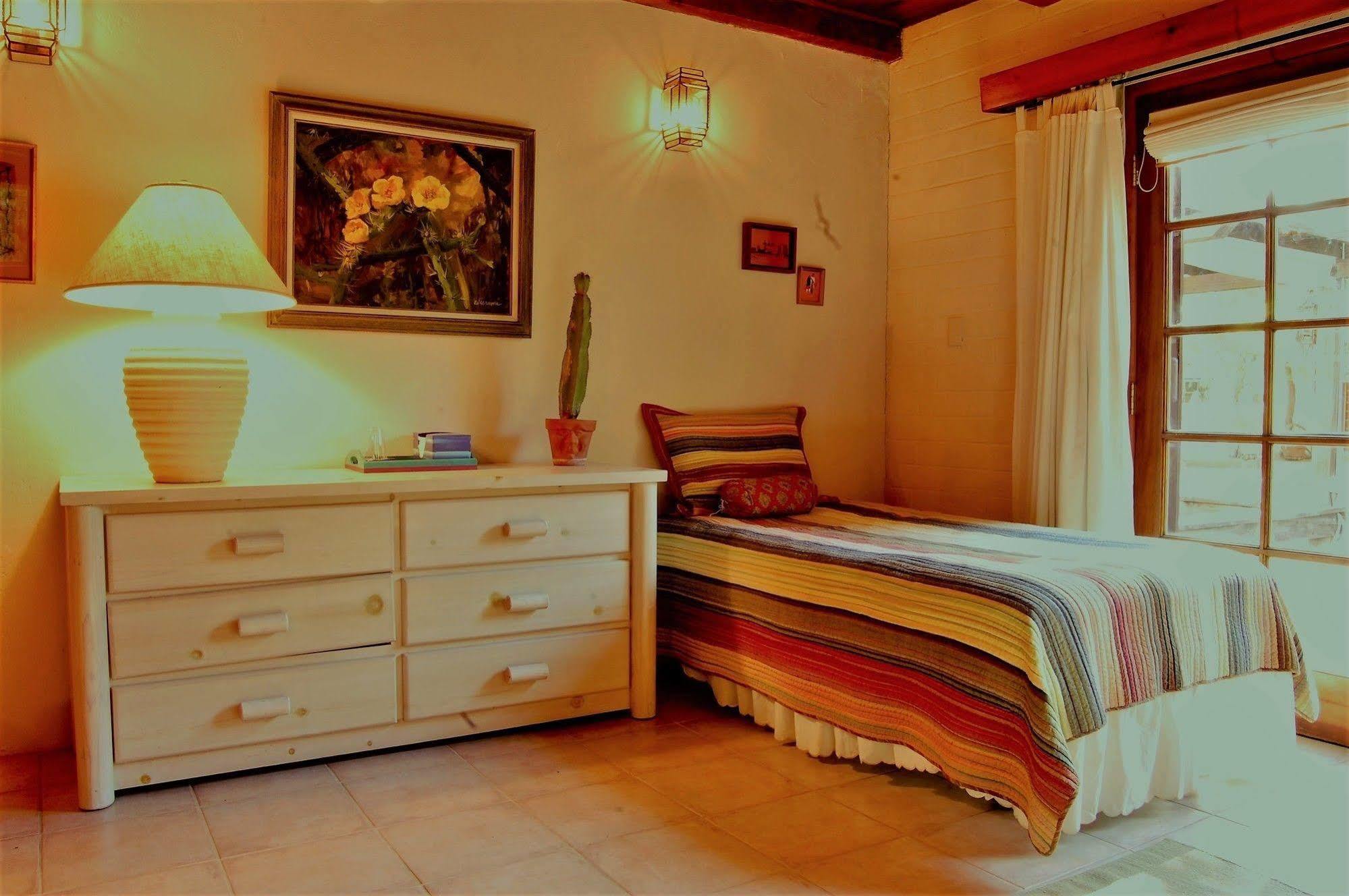 Sam Hughes Inn B&B 土桑 外观 照片